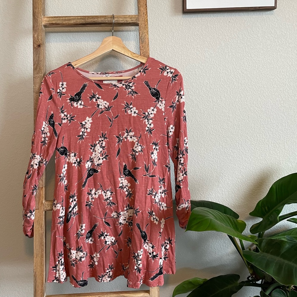 Cupio | Pink Peach Soft Floral 3/4 Sleeve Bird Print Top